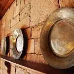 Tas Ayvalı